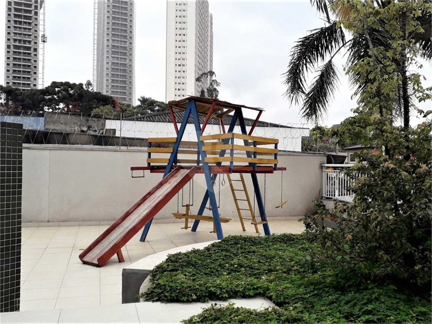 Apartamento à venda com 3 quartos, sendo 1 suíte, em Jardim Umarizal, São Paulo, SP