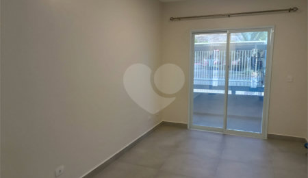 Apartamento à venda com 2 quartos em Estação, São Roque, SP