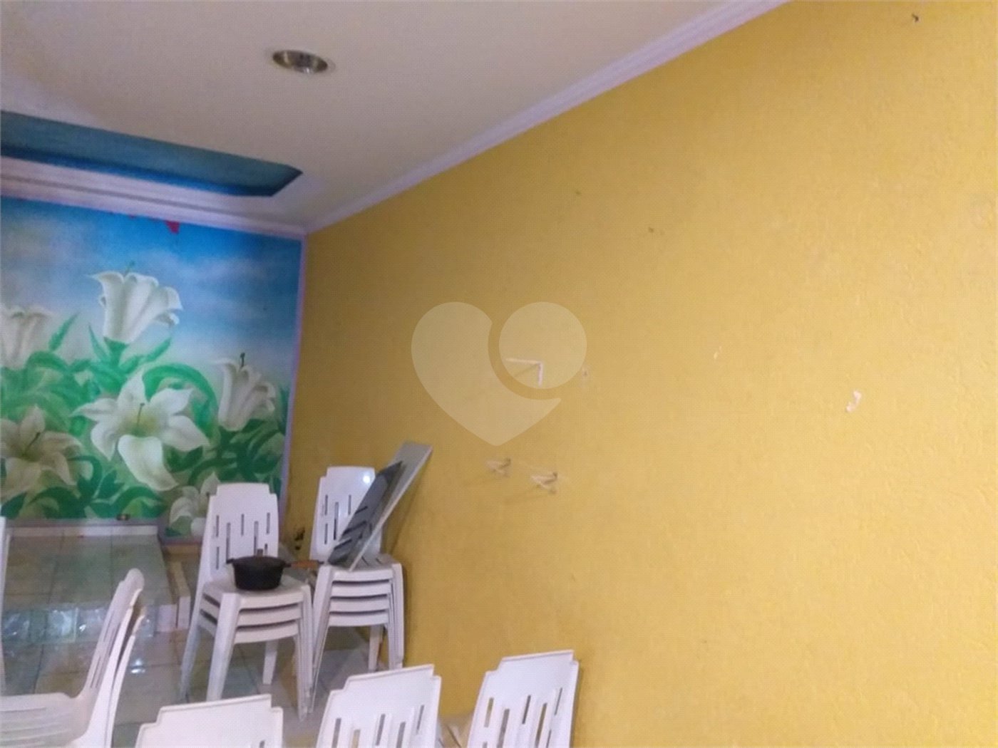 Sobrado à venda com 3 quartos, sendo 1 suíte, em Jardim Cruz do Corisco, São Paulo, SP