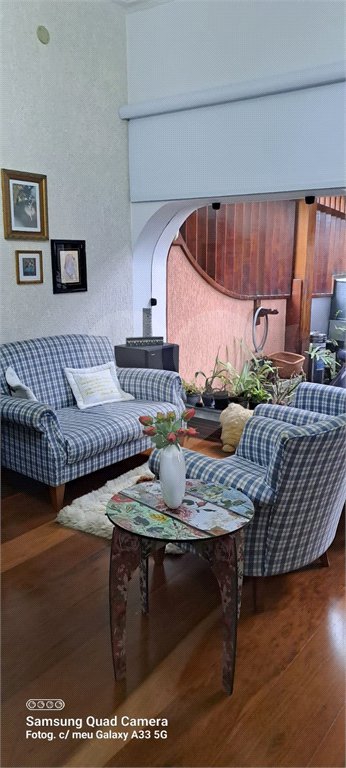 Casa à venda com 5 quartos, sendo 4 suítes,  em Jardim Armênia, Mogi das Cruzes, SP