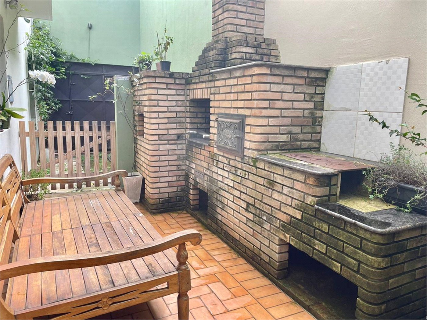 Sobrado à venda com 3 quartos, sendo 2 suítes, em Vila Mariana, São Paulo, SP