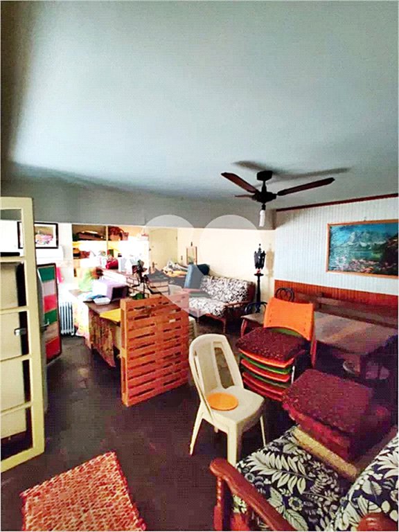 Casa à venda com 4 quartos, sendo 1 suíte, no condomínio Chacarás Bela Vista, Mairiporã - SP