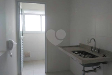 Apartamento à venda com 2 quartos, sendo 1 suíte,  em Vila Paiva, São Paulo, SP