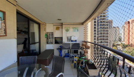 Apartamento à venda com 3 quartos, sendo 2 suítes,  em Alto da Boa Vista, São Paulo, SP