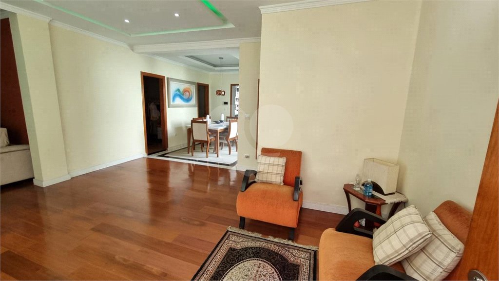 Casa à venda com 3 suítes em Jardim Trussardi, São Paulo, SP