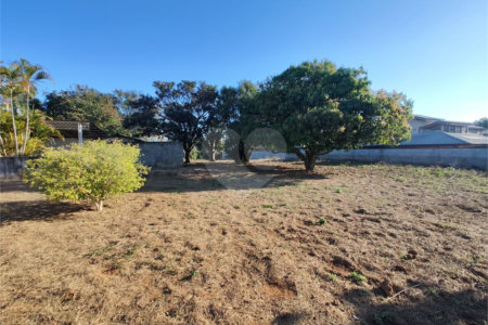 Terreno à venda em Jardim dos Pinheiros, Atibaia, SP