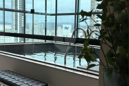 Cobertura à venda com 4 suítes no Centro, Balneário Camboriú, SC