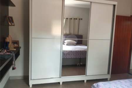 Chácara à venda com 3 quartos, sendo 1 suíte, em Chácara Flora Araraquara, Araraquara, SP