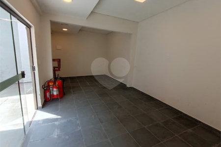 Casa para alugar com 4 quartos, sendo 1 suíte, no Centro, Itapetininga, SP