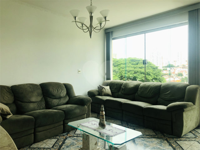 Sobrado à venda com 3 quartos, sendo 1 suíte,  em Vila Romero, São Paulo, SP