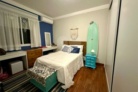 Casa com piscina à Venda no Residencial Damha II, São Carlos