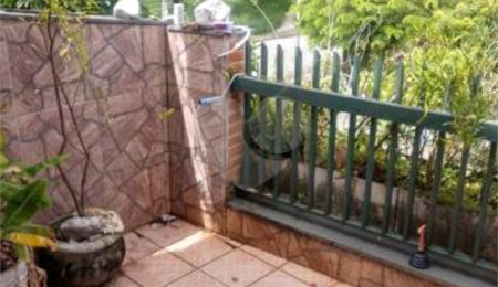 Sobrado à venda com 3 quartos, sendo 1 suíte,  em Vila Universitária, São Paulo, SP