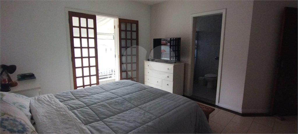 Casa à venda com 4 quartos, sendo 1 suíte, em Jardim Guadalajara, Sorocaba, SP