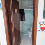 Casa à venda com 5 quartos, sendo 2 suítes, no condomínio Swiss Park, São Bernardo do Campo - SP