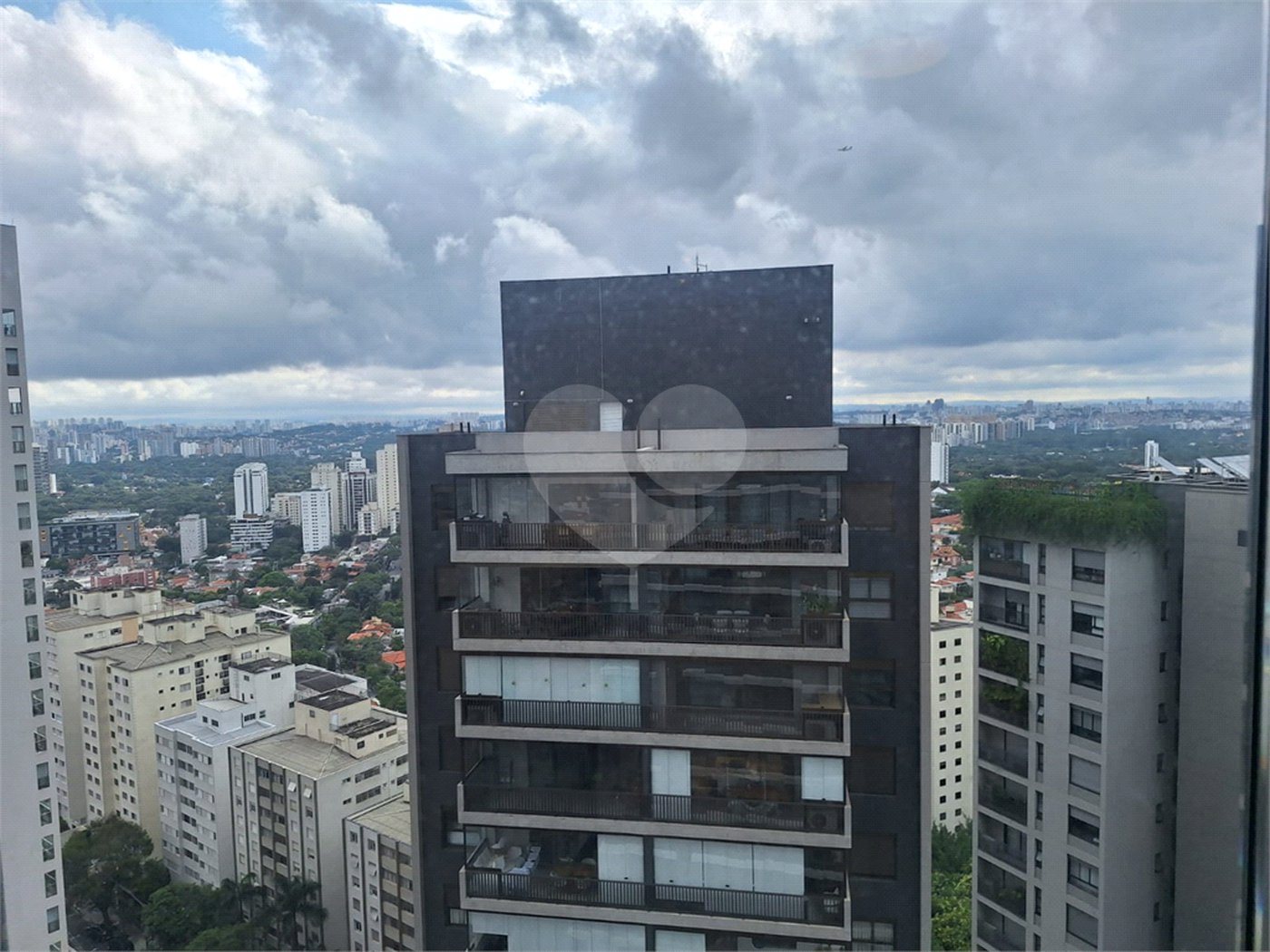 Apartamento à venda com 3 suítes em Sumarezinho, São Paulo, SP