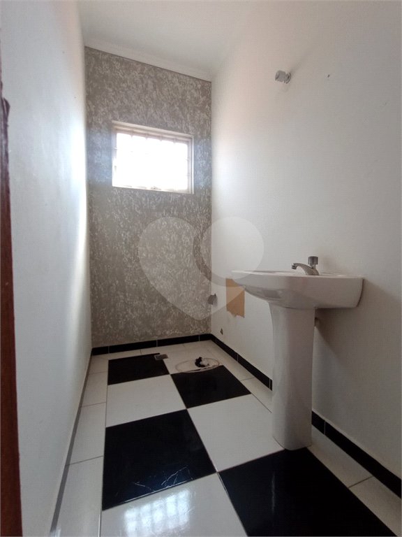 Casa à venda com 3 quartos, sendo 1 suíte, em Central Parque 4-l, Itapetininga, SP