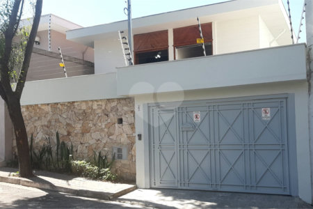 Casa à venda com 3 quartos, sendo 1 suíte,  em Brooklin Paulista, São Paulo, SP