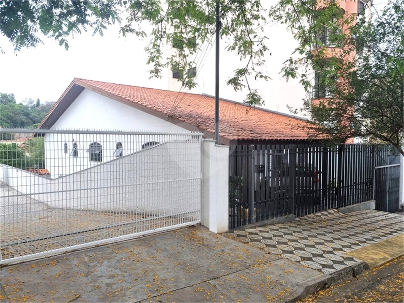 Casa à venda ou para alugar com 5 quartos, sendo 2 suítes,  em Jardim Europa, Sorocaba, SP