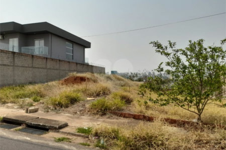 Terreno à Venda no Bairro Santa Julia - São Carlos