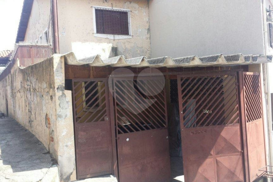 Sobrado à venda com 3 quartos em Tremembé, São Paulo, SP
