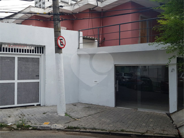 Sobrado à venda ou para alugar com 1 quarto em Chácara Santo Antônio (zona Sul), São Paulo, SP