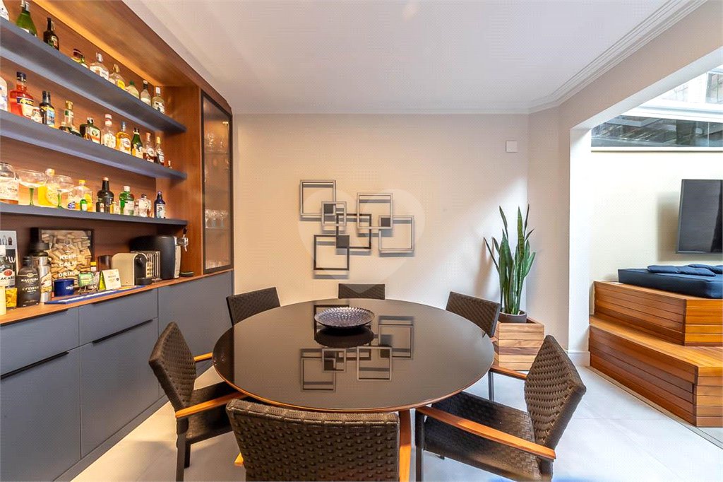 Casa à venda com 4 suítes no condomínio Ville Bosqueé, São Paulo - SP