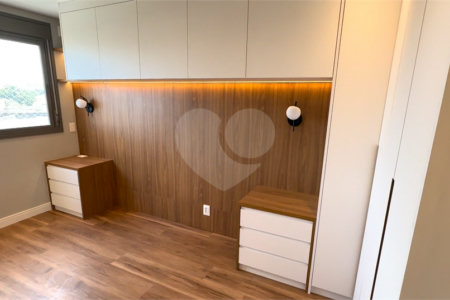Apartamento à venda com 3 quartos, sendo 1 suíte,  em Parque Industrial Tomas Edson, São Paulo, SP