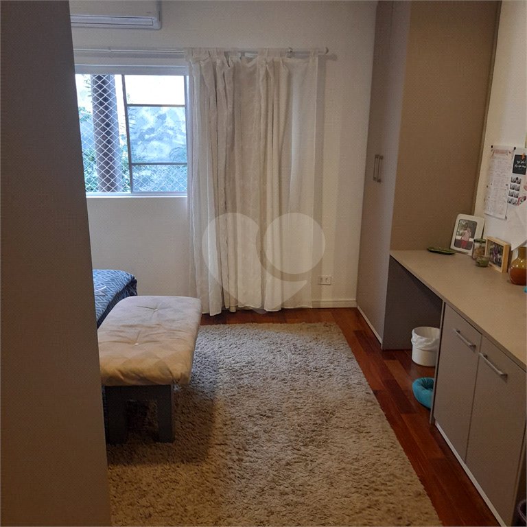 Sobrado à venda com 4 quartos, sendo 1 suíte,  em Jardim São Paulo(zona Norte), São Paulo, SP