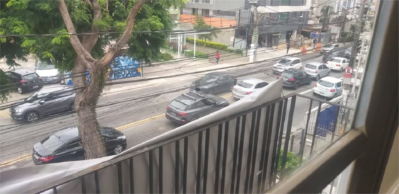Sobrado à venda com 2 quartos em Sumarezinho, São Paulo, SP