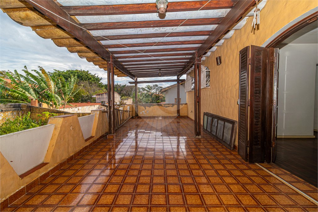 Casa à venda com 3 quartos, sendo 1 suíte, em Interlagos, São Paulo, SP