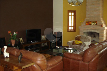 Casa à venda com 3 suítes no condomínio Fazenda Imperial, Sorocaba - SP