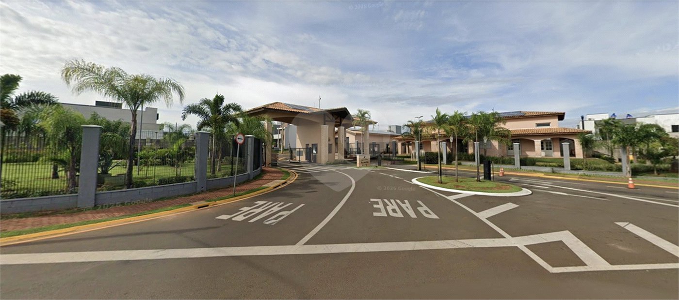 Casa à venda com 3 suítes no condomínio Terras da Estancia, Paulínia - SP