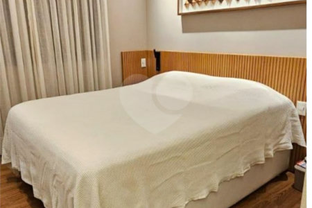 Apartamento à venda com 3 suítes em Mirandópolis, São Paulo, SP