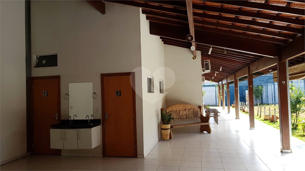 Chácara em condomínio Quinta dos Buritis 3 quartos, 1000 m²