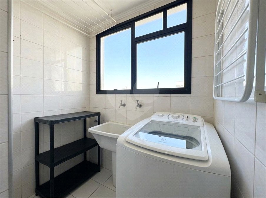 Apartamento de 48m2 à venda com 2 dormitórios e 1 vaga na Bosque da Saúde