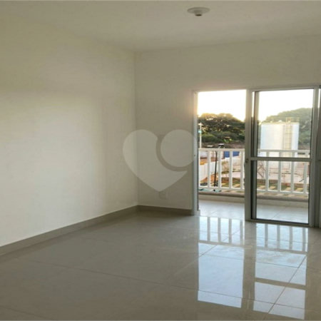 Apartamento no Residencial Flor de Liz
