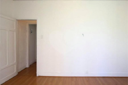 Sobrado à venda com 2 quartos em Vila Mariana, São Paulo, SP