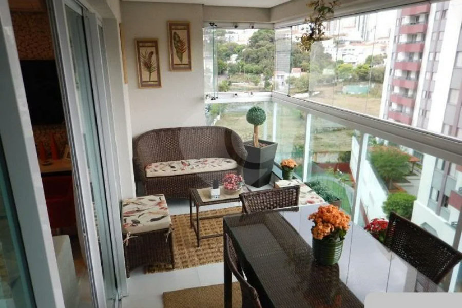 Apartamento à venda com 3 quartos, sendo 2 suítes, em Santana, São Paulo, SP