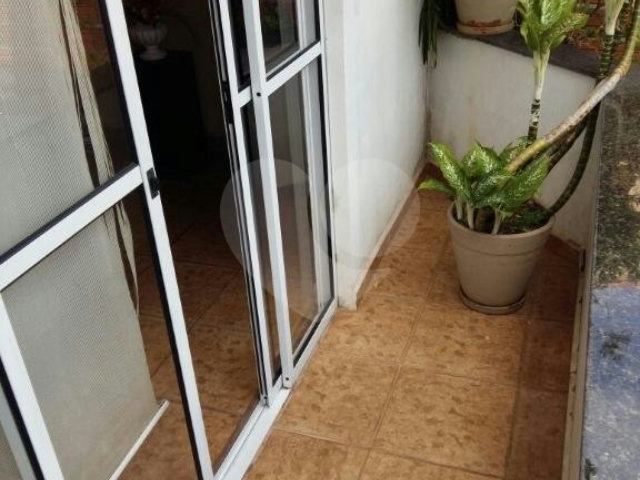 Sobrado à venda com 3 quartos, sendo 1 suíte,  em Tremembé, São Paulo, SP