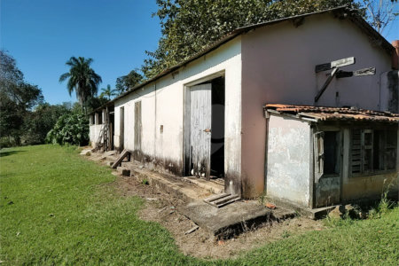 Sítio à venda com 3 quartos, sendo 1 suíte,  em Da Barra, Salto de Pirapora, SP