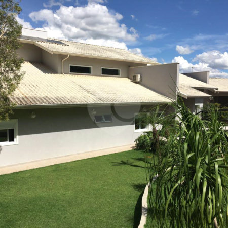 Casa à venda com 4 suítes no condomínio Estância Marambaia, Vinhedo - SP