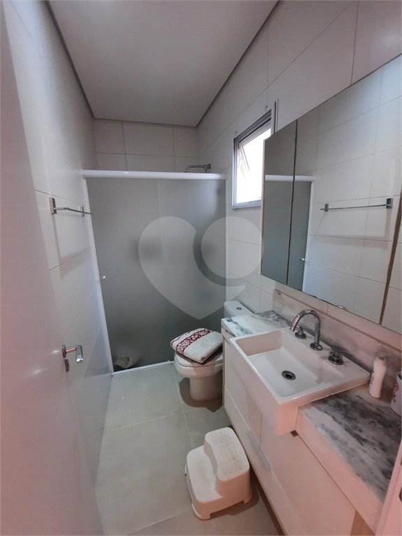Casa à venda com 3 suítes no condomínio Ecovillagio, São Roque - SP