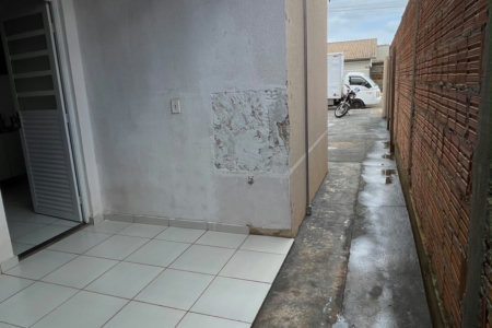 Casa à venda com 2 quartos no condomínio Eco Ville 3, Três Lagoas - MS