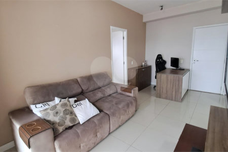 Apartamento à venda ou para alugar com 1 suíte em Vila Cordeiro, São Paulo, SP