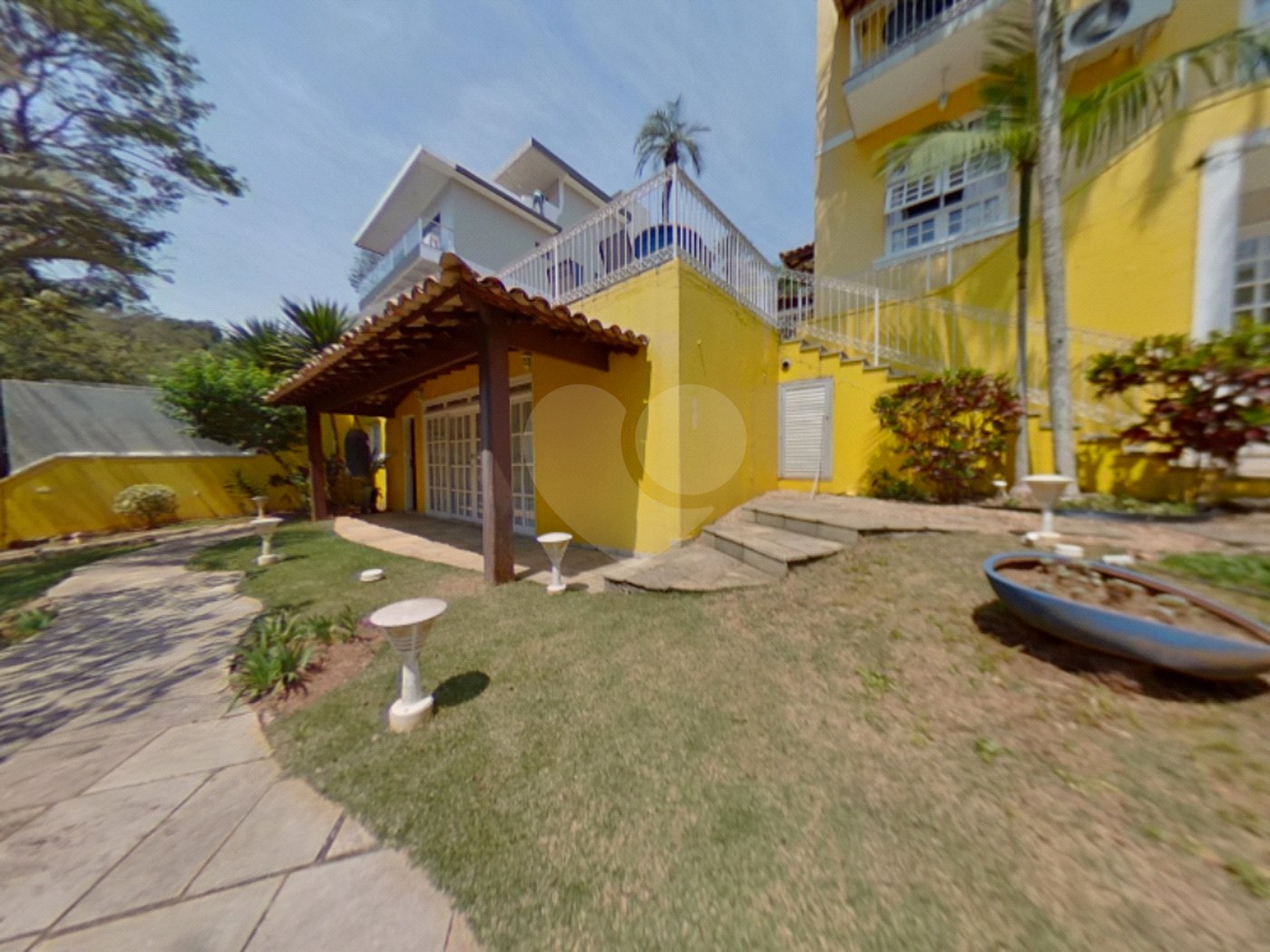 Casa à venda com 3 suítes no condomínio Itatinga I, São Paulo - SP