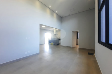 Casa à venda com 3 suítes em Nações, Valinhos, SP