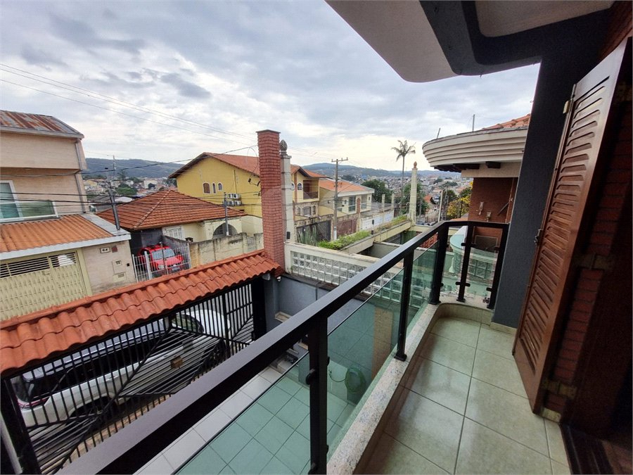 Sobrado à venda com 4 quartos, sendo 2 suítes, em Vila Barreto, São Paulo, SP