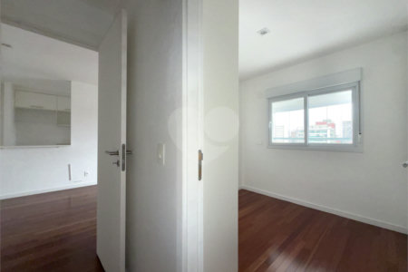 Apartamento à venda com 2 quartos, sendo 1 suíte,  em Vila Mariana, São Paulo, SP