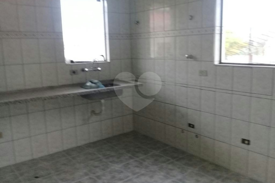 Sobrado à venda com 3 quartos, sendo 1 suíte,  em Horto, São Paulo, SP