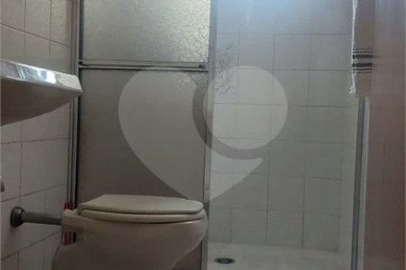 Sobrado à venda com 3 quartos, sendo 1 suíte, em Parque Vitória, São Paulo, SP